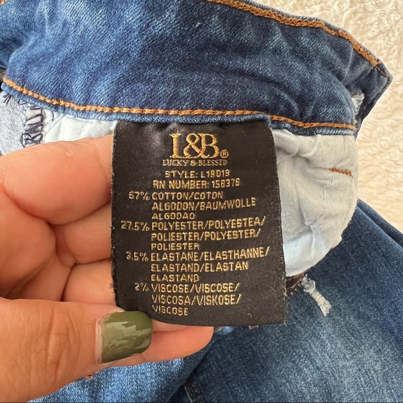 Lucky & Blessed Hitchhiker Mid Rise Flare Jeans 33.5” Inseam - Picture 4 of 10